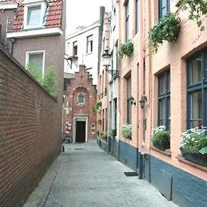 ** Hotel Leopold België